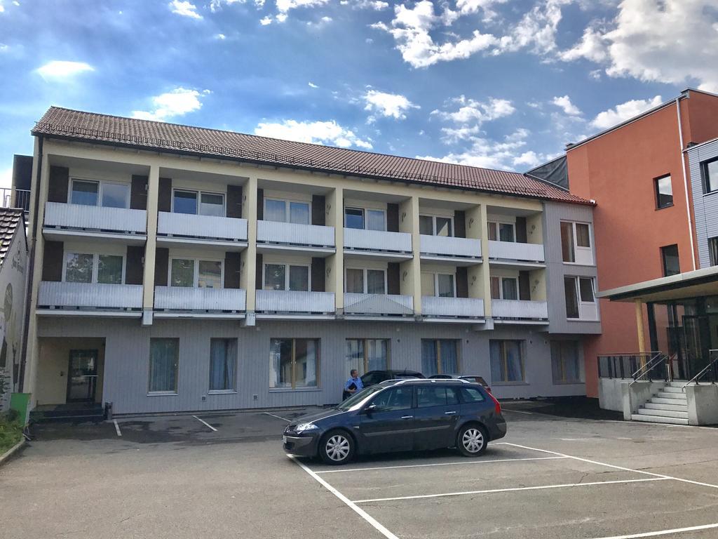 Hotel Gasthof zum Hirsch Wertingen Exterior foto